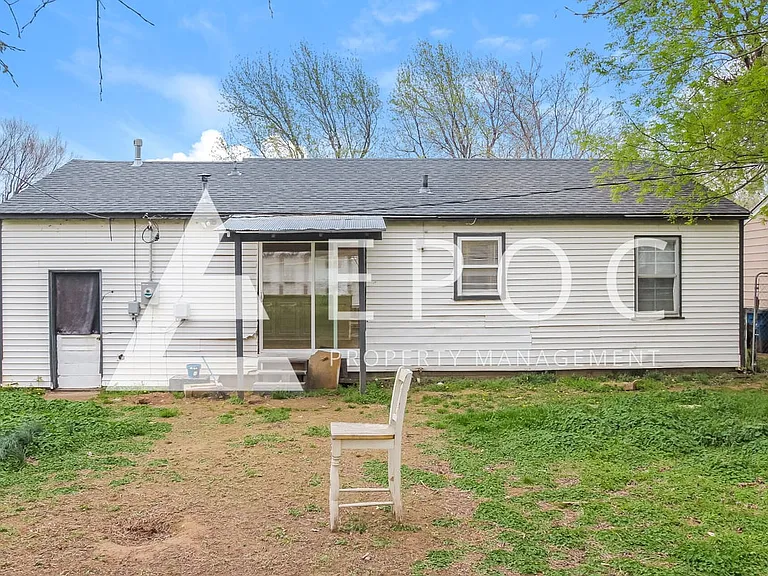 1252 N Braden Ave — Photo 15
