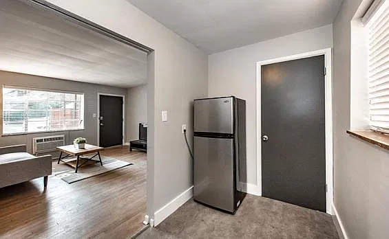 1 bed, 500 sqft, $905 — Photo 3