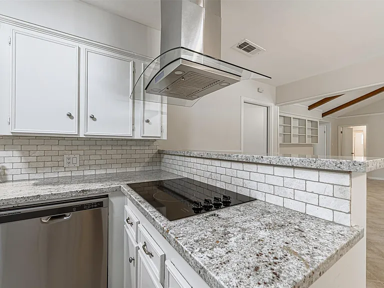 124 Dogwood St — Photo 13