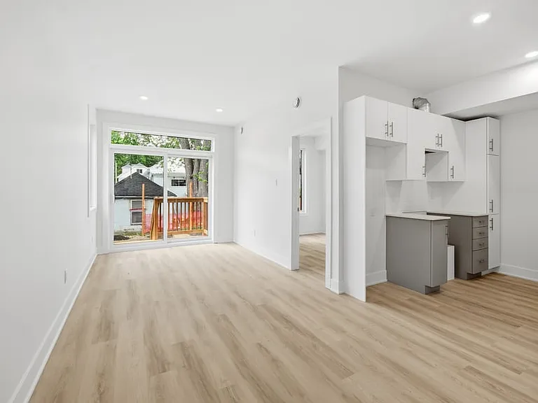 157 Glynn Ave #B — Photo 7