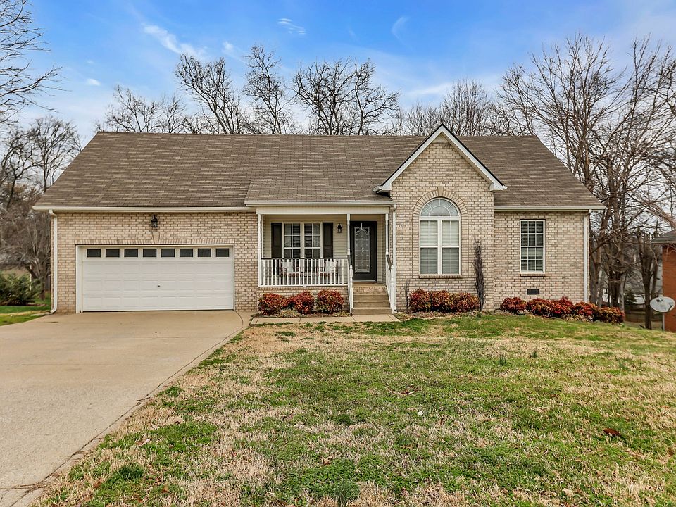 1st image of 110 Calloway Ln