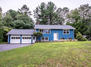3 Abenaki Dr, Topsham, ME 04086