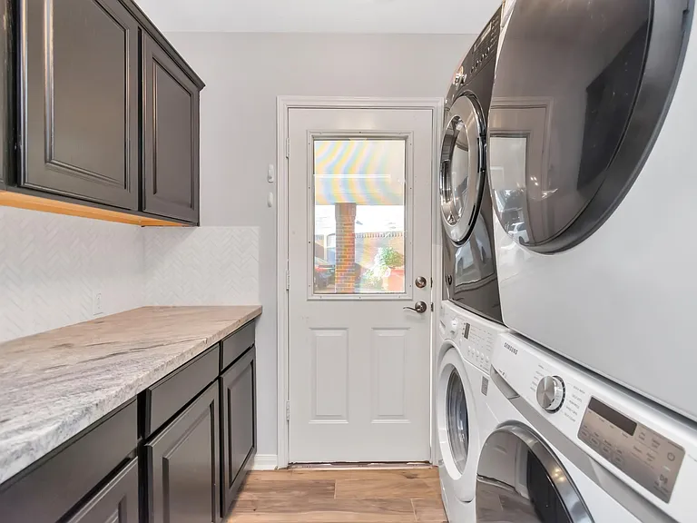 10007 Hickory Trail Ln — Photo 16