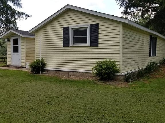 2nd image of 5014 Elm Creek Rd