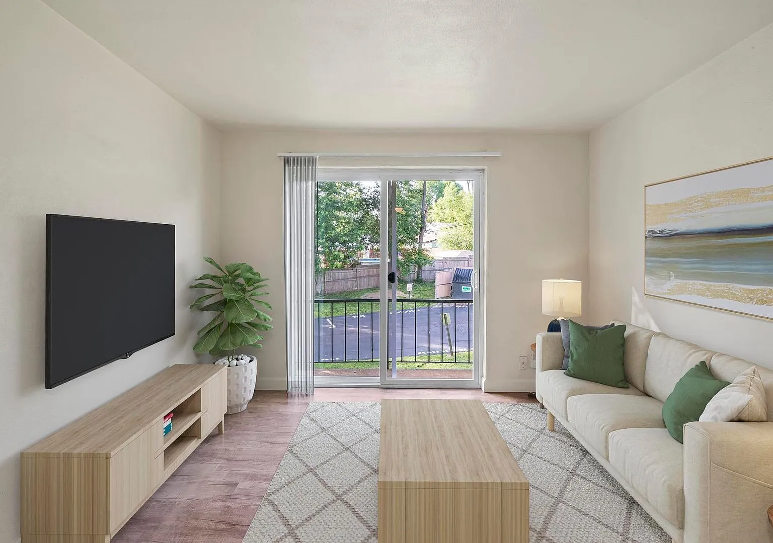 Westport Edge Apartments — Photo 2