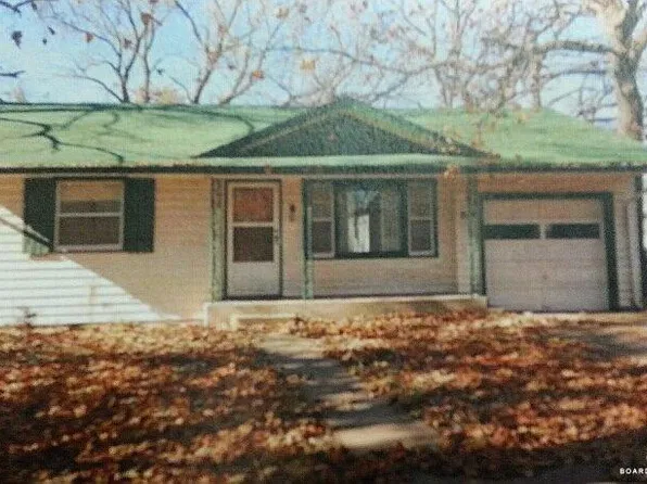 215 N Struble St, Bennington, KS 67422