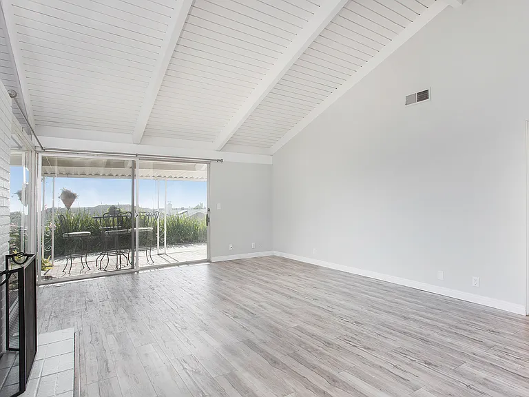 305 Camino San Clemente — Photo 5