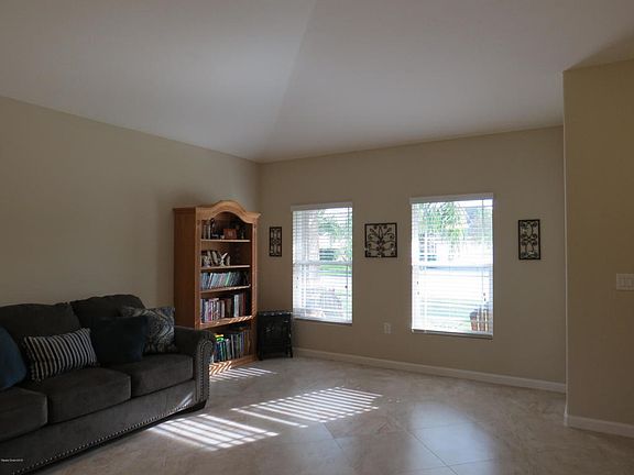 5th image of 5702 Chicory Dr