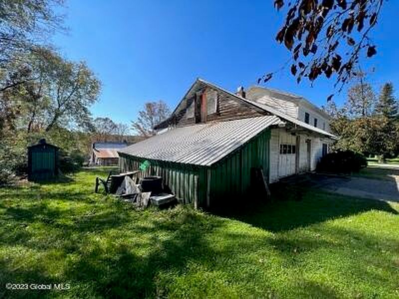 5th image of 2832 Plank Road