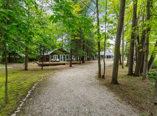 14 Thunder Bay Ln, Tiny, ON L9M0M7