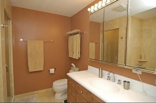 4th image of 436 W Belmont Ave #P21