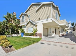 2007 Carnegie Ln #B, Redondo Beach, CA 90278