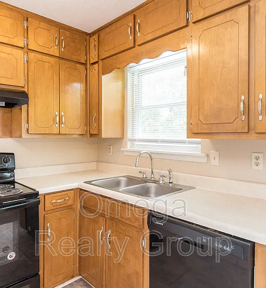 2600 Fitzgerald Rd — Photo 15