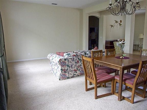 5th image of 3701 Lake Terrace Dr