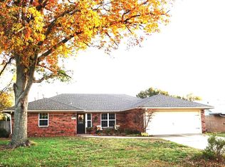 2124 W Scott Ln, Duncan, OK 73533