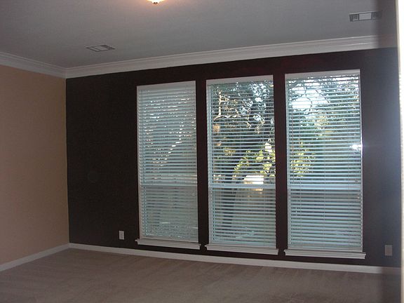 3rd image of 26106 Cuyahoga Cir