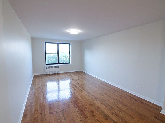 2nd image of 4125 Case St APT 5F