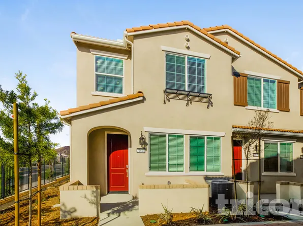 24641 Tesoro Ct, Wildomar, CA 92595