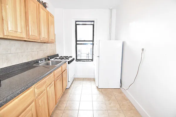 Rented by Bohemia Realty Group | media 5