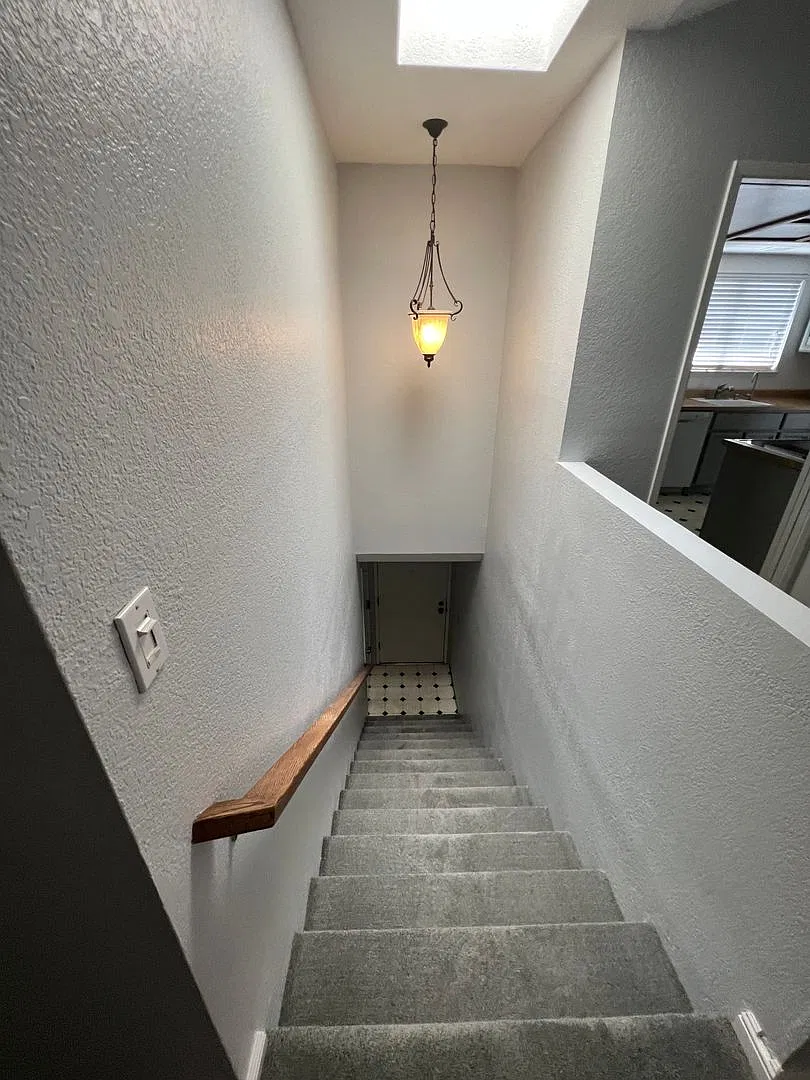 Great location, Ready for Move-In — Photo 3