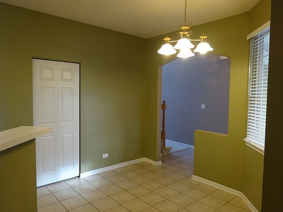 5th image of 648 E Thornhill Ln