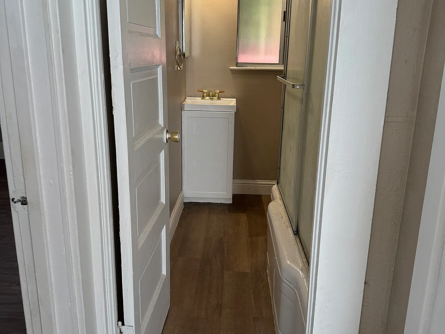 615 E Yale Ave — Photo 3