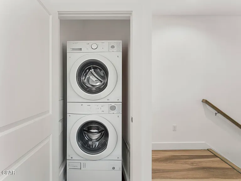 7079 Patronis Dr — Photo 16