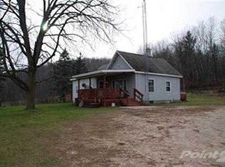 3077 Rennie School Rd, Traverse City, MI 49685