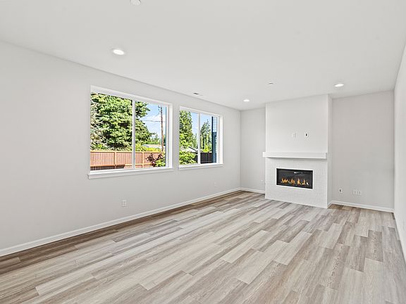 5th image of 7017 Quinn Ct SE