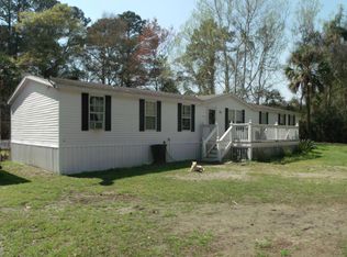 16 Coffin Point Rd, Saint Helena Island, SC 29920