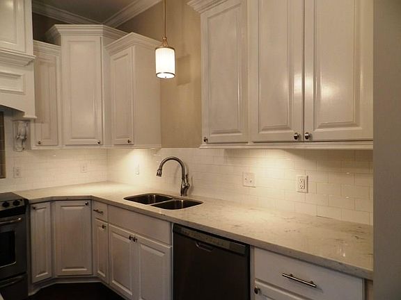 4th image of 1530 Lacadie Dr APT 9