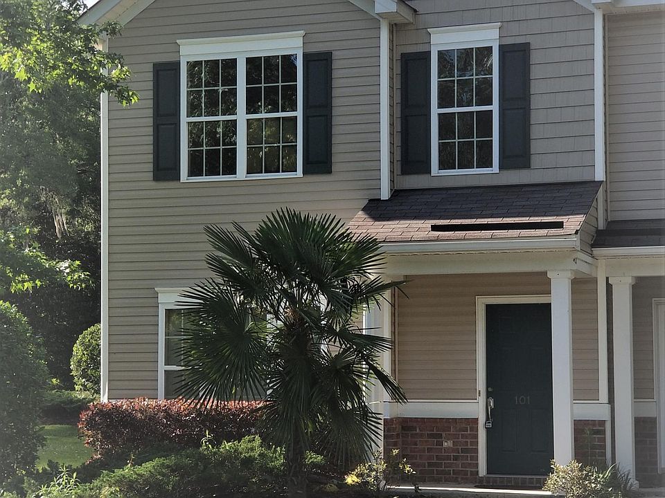 1st image of 101 Chinquapin Dr