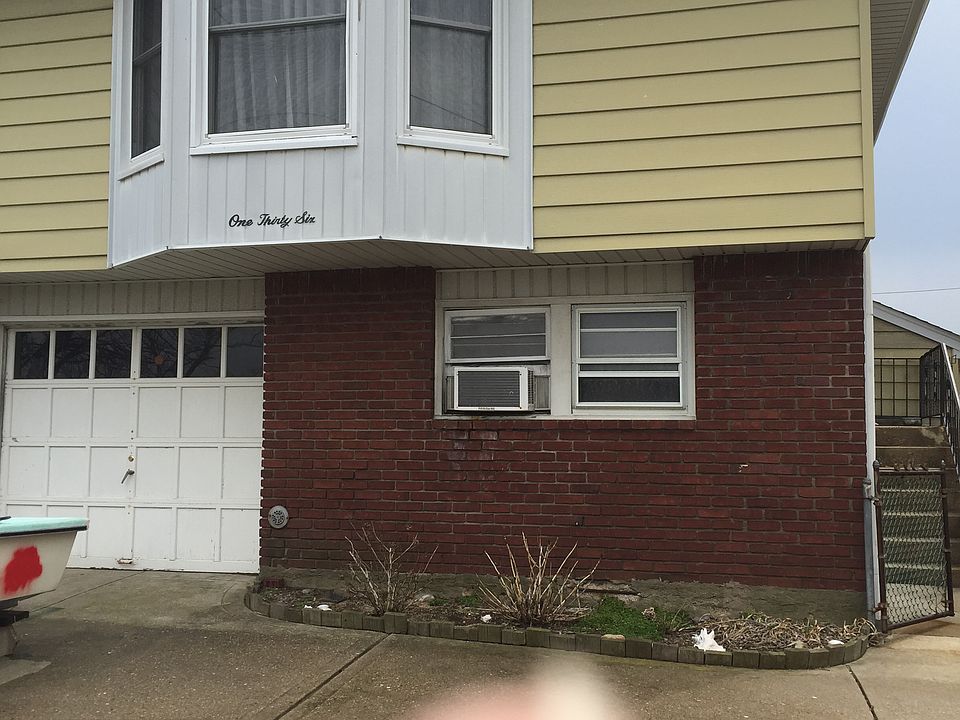 1st image of 136 California Pl S