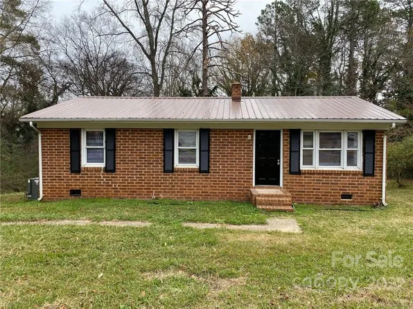 406 N Rutherford St, Wadesboro, NC 28170