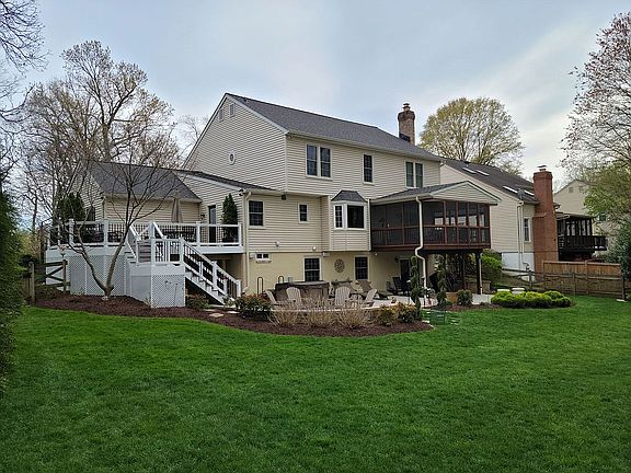 2nd image of 2804 Still Leaf Ln