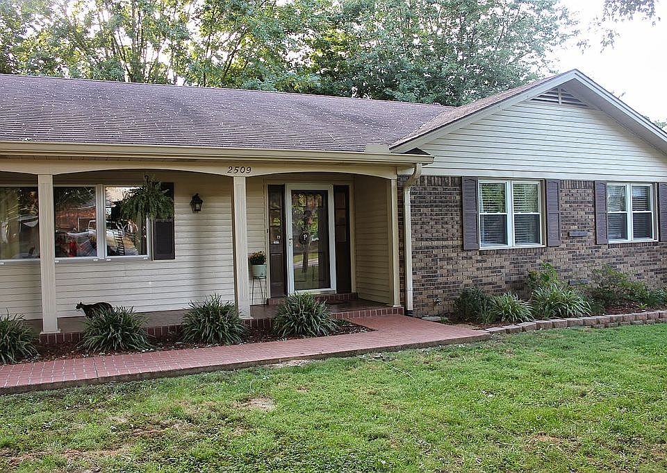 1st image of 2509 Morning Glory Dr