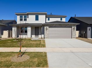 9004 W Moon River Dr, Star, ID 83669