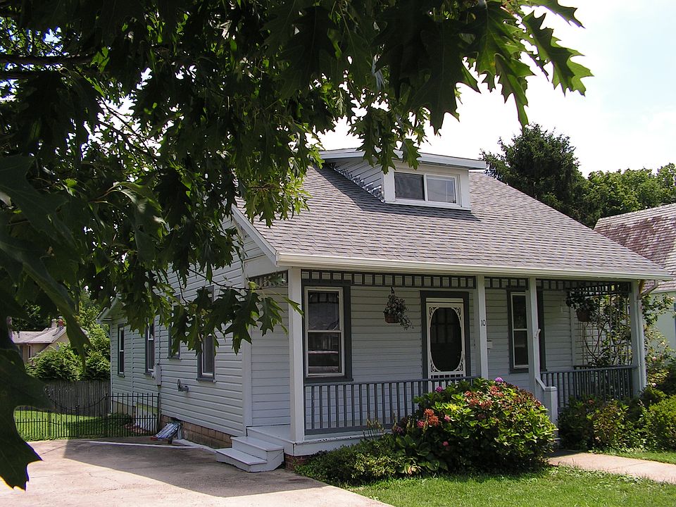 1st image of 10 Williams St