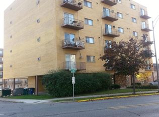 300 S Desplaines St #4, Forest Park, IL 60130