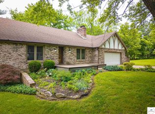 27950 Hackberry Dr, Sedalia, MO 65301