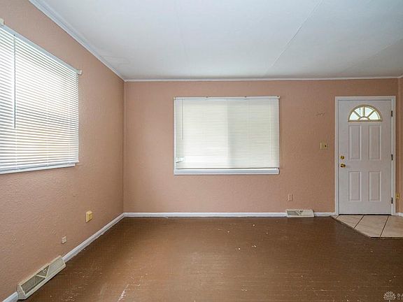 4th image of 103 Allen Pl