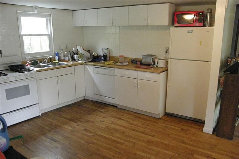 2nd image of 23 Dane Ave