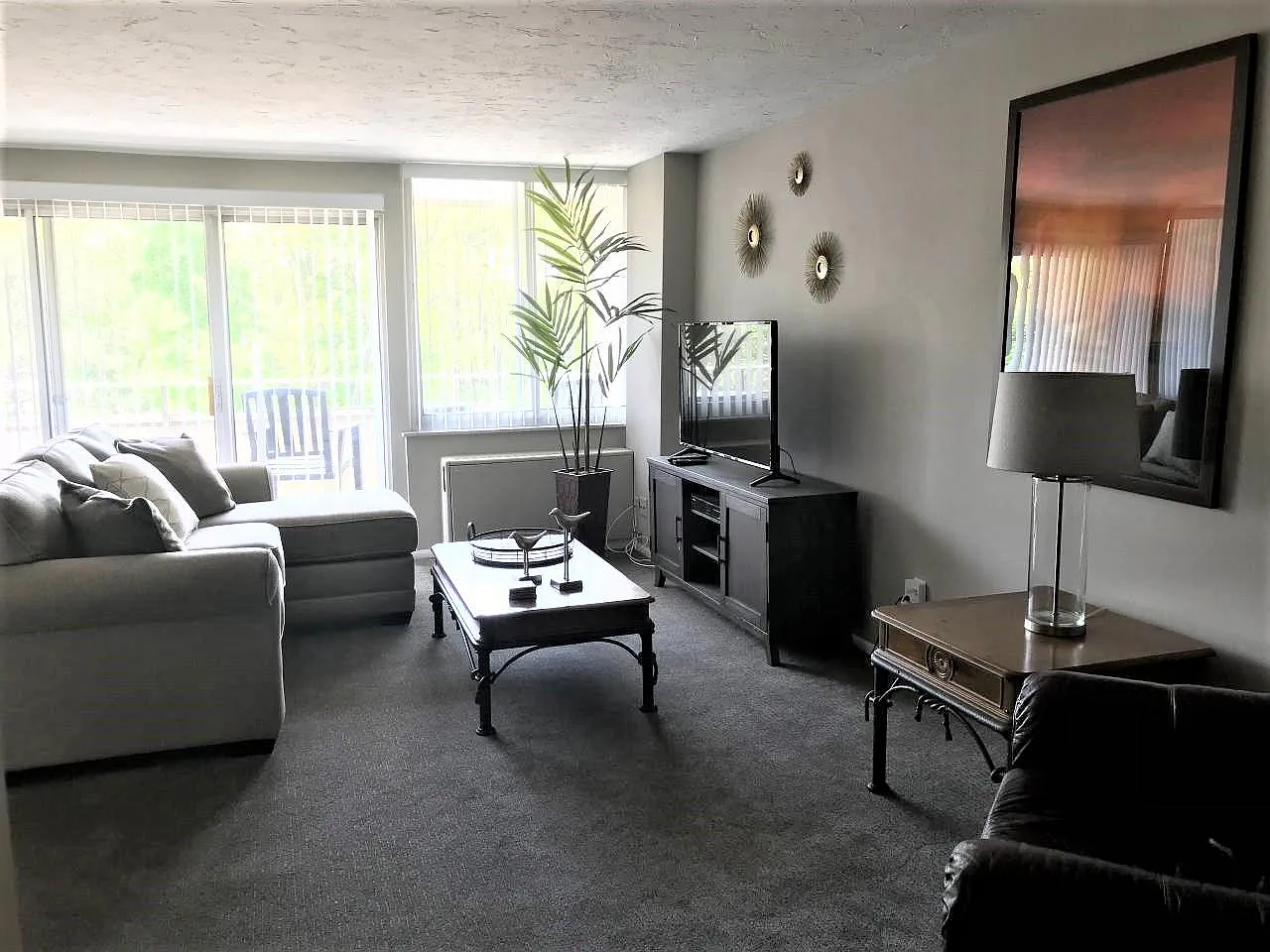 12900 Lake Ave — Photo 1