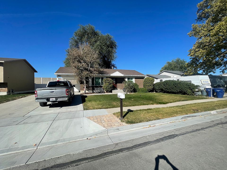 1st image of 4550 S Edgeware Ln