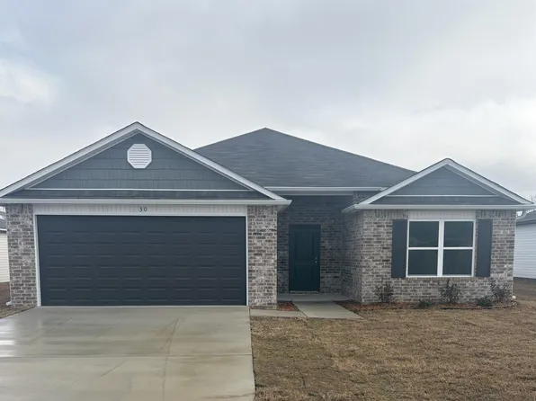 30 Hearthstone Trl, Vilonia, AR 72173