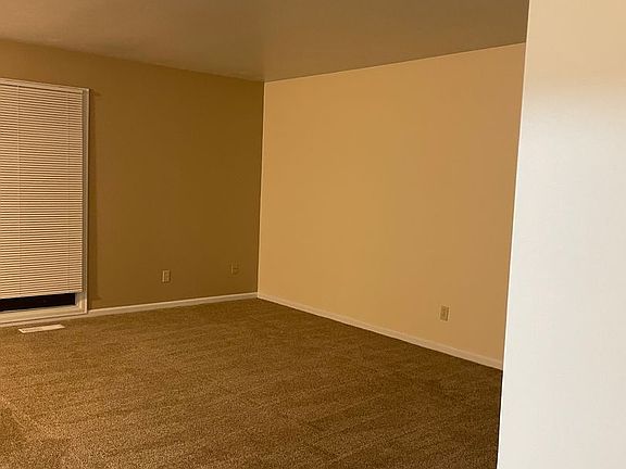 3rd image of 222 Stahl Ave #103