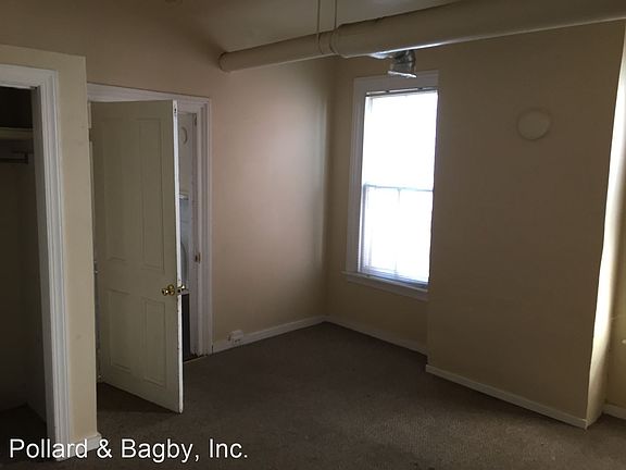 5th image of 126 S Laurel St APT 1