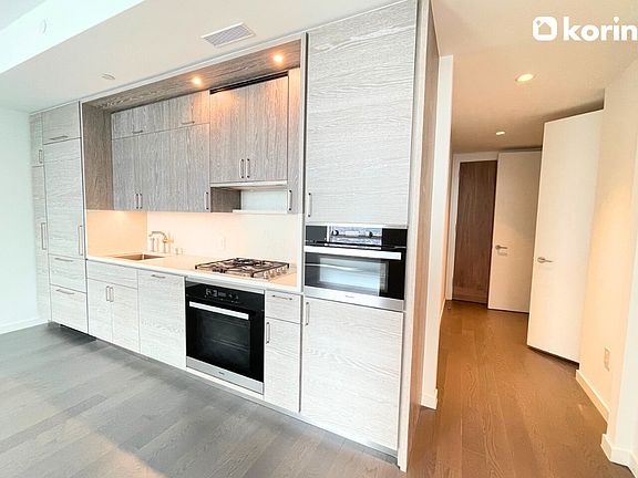 4th image of 1 City Poin APT 65F