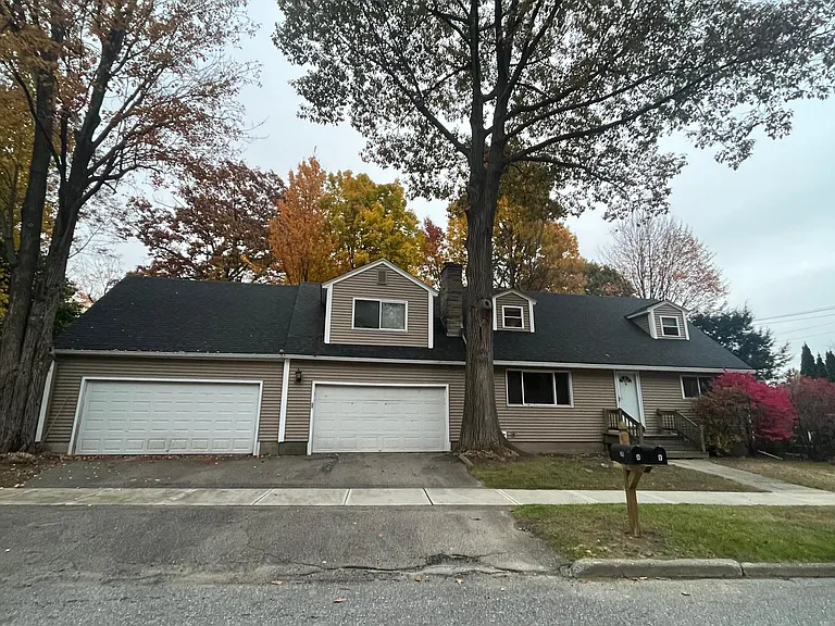 36 Rivermount Ter #A — Photo 48