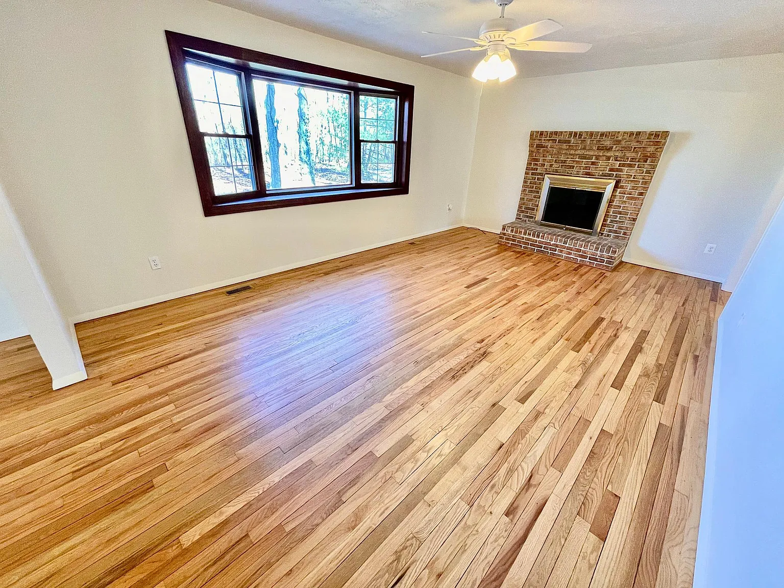 21628 Parker Rd — Photo 4